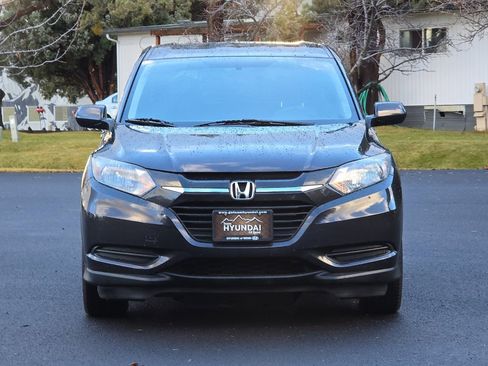 Used 2016 Honda HR-V LX image 10