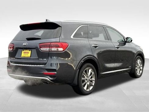Used 2018 Kia Sorento SX image 7