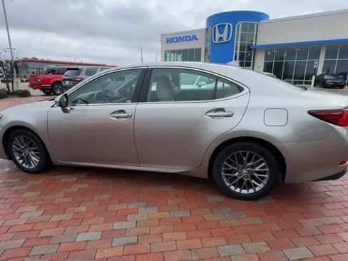 Used 2018 Lexus ES 350 w/ Premier Package image 8