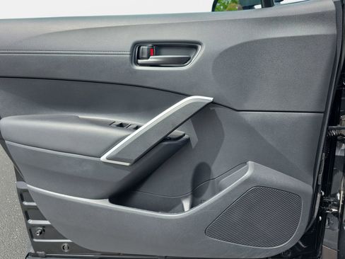 Used 2025 Toyota Corolla Cross AWD Hybrid image 26