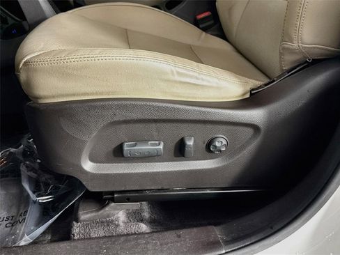 Used 2018 Hyundai Santa Fe Limited AWD/4WD image 22