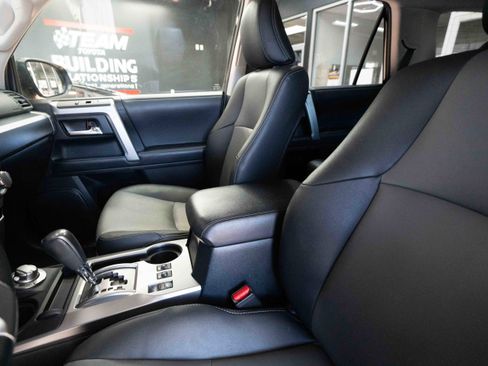 Used 2024 Toyota 4Runner SR5 Premium image 10
