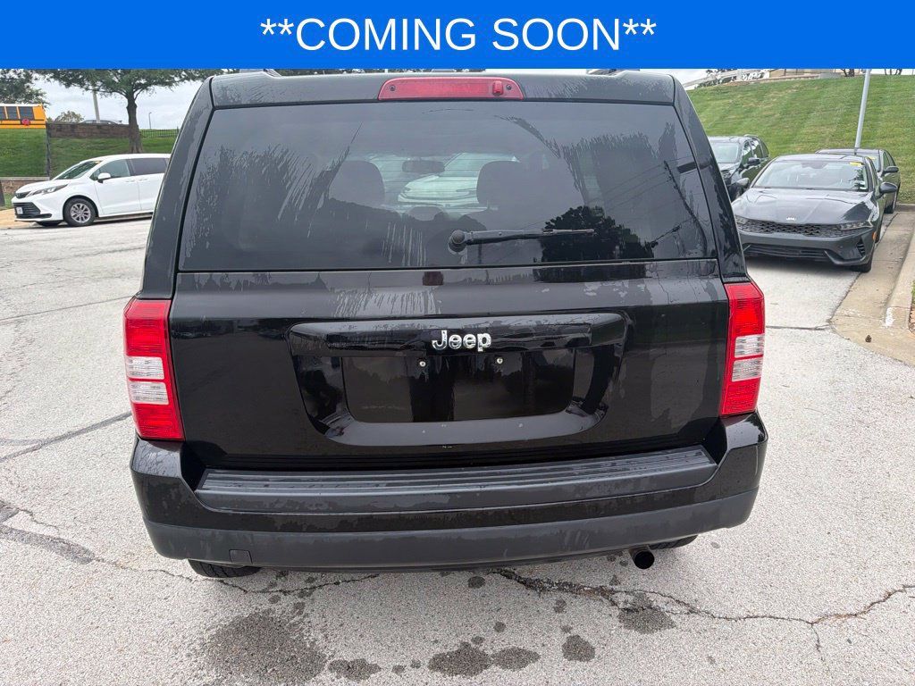 Used 2016 Jeep Patriot Sport w/ Power Value Group FWD image 8