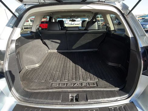 Used 2013 Subaru Outback 2.5i Limited w/ Moonroof Pkg AWD/4WD image 18