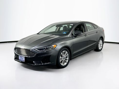 Used 2020 Ford Fusion SEL FWD image 1