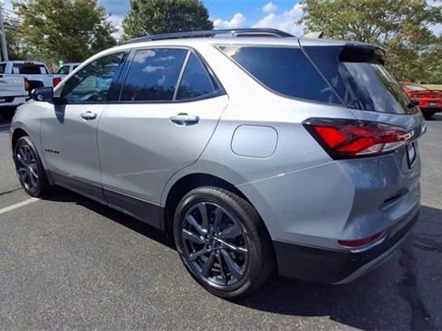 Certified 2023 Chevrolet Equinox RS w/ LPO, Floor Liner Package image 6