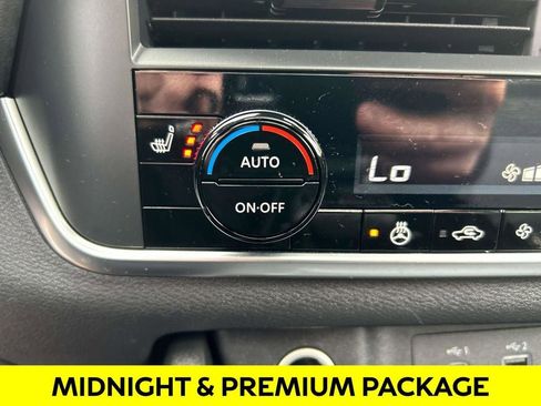 Used 2023 Nissan Rogue SV w/ SV Premium B Package AWD/4WD image 27