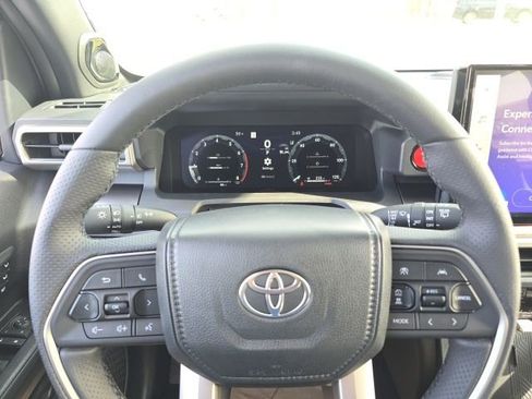 New 2026 Toyota 4Runner 4WD image 14