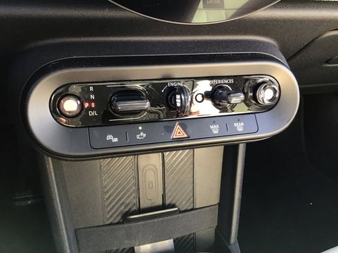 Certified 2025 MINI Cooper S image 20