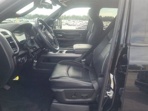 Used 2023 RAM 2500 Laramie AWD/4WD image 2