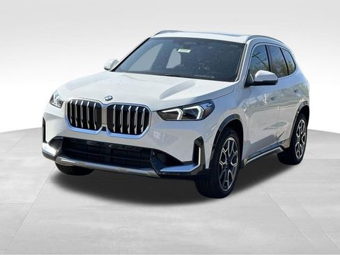 New 2026 BMW X1 xDrive28i w/ Technology Package AWD/4WD image 5