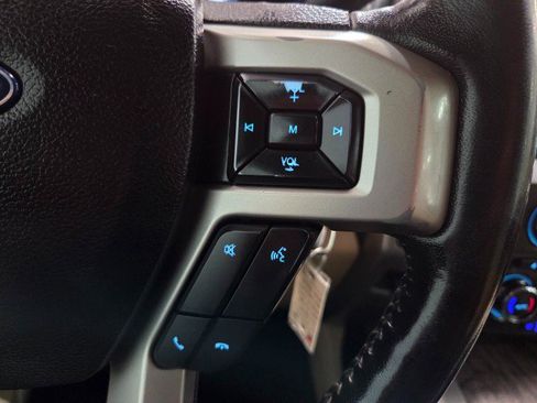 Used 2017 Ford F250 Lariat w/ Lariat Value Package AWD/4WD image 49