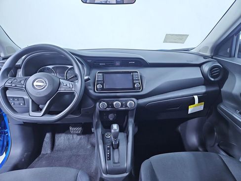 New 2025 Nissan Kicks Play S image 13