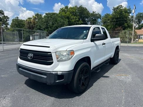 Used 2017 Toyota Tundra SR RWD image 1