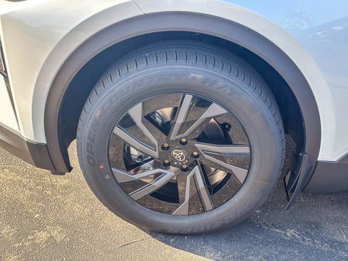 New 2026 Toyota C-HR AWD/4WD image 11