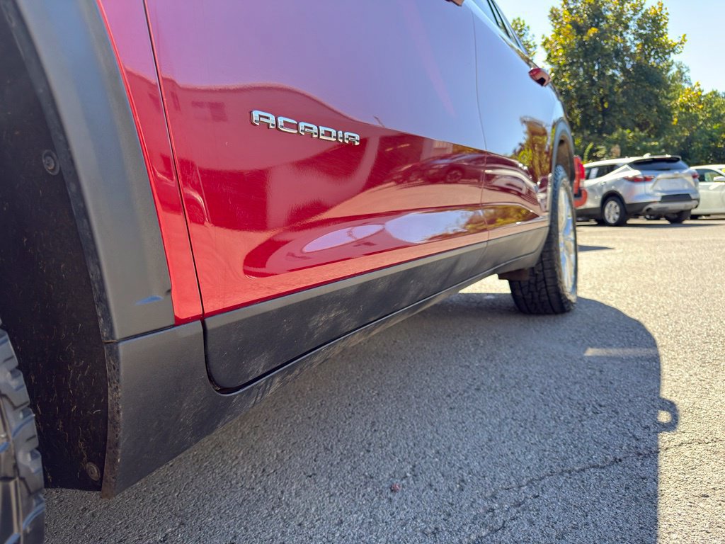 Used 2025 GMC Acadia Elevation w/ Elevation Premium Package AWD/4WD image 11