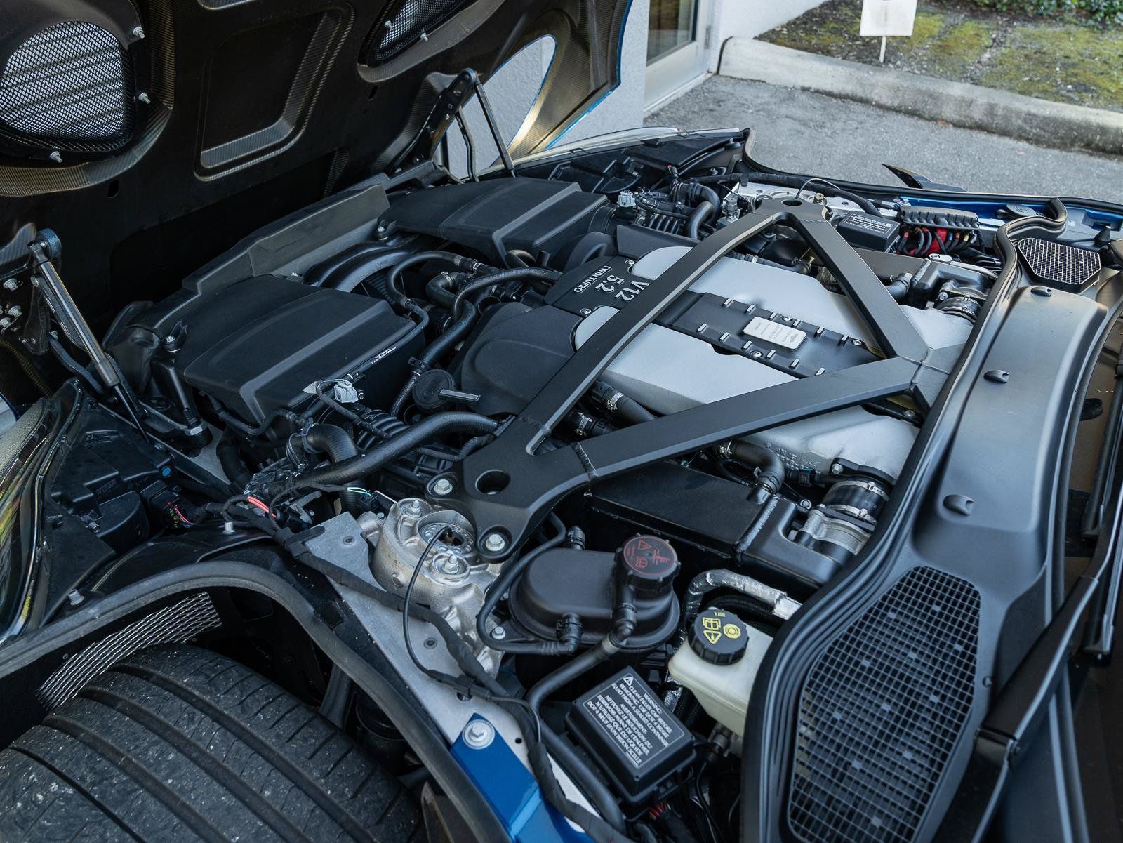Used 2022 Aston Martin DBS Superleggera Volante RWD image 56