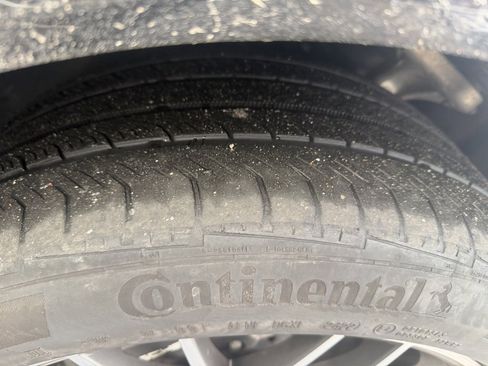 Used 2021 Porsche Cayenne image 10