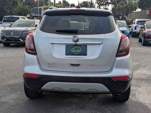 Certified 2020 Buick Encore Preferred w/ Safety Package FWD image 5