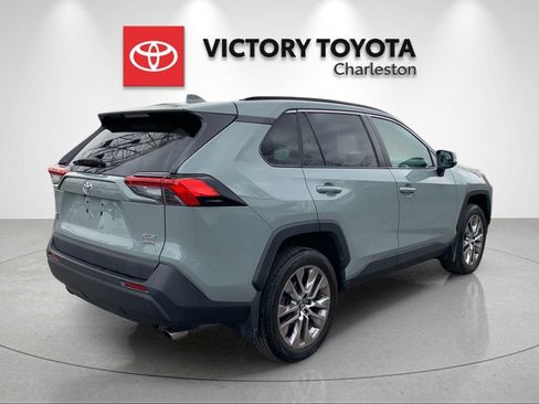 Used 2019 Toyota RAV4 XLE Premium w/ Cold Weather Package image 7