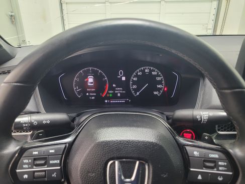Used 2025 Honda Civic Sport image 28