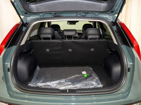 New 2026 Kia Niro EX image 6