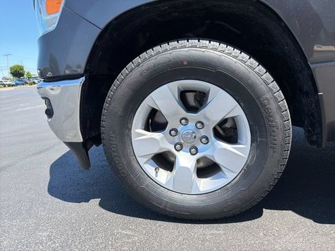 Used 2020 RAM 1500 Big Horn AWD/4WD image 12