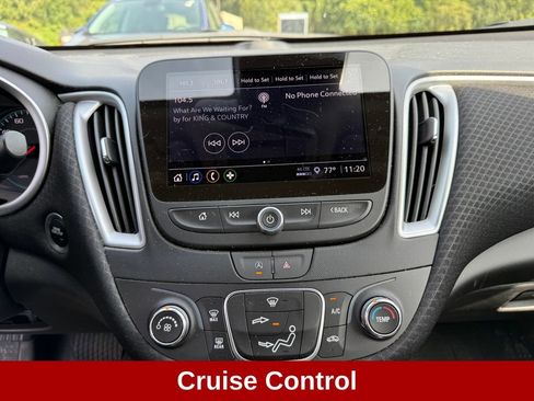 Used 2024 Chevrolet Malibu RS FWD image 16