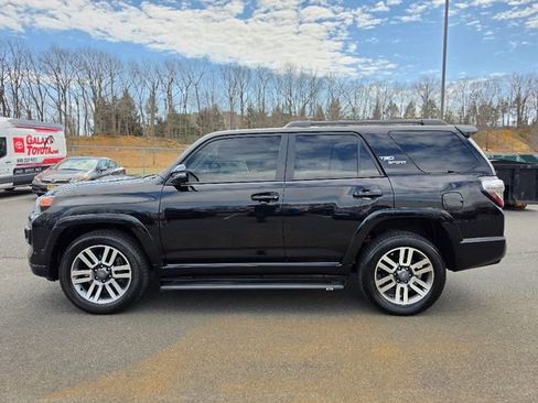 Used 2023 Toyota 4Runner TRD Sport w/ Technology Package image 4