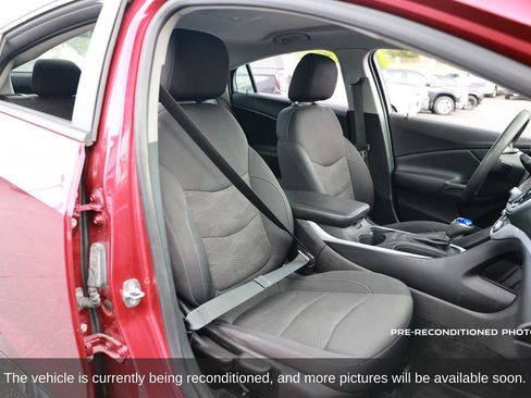 Used 2019 Chevrolet Volt LT image 15