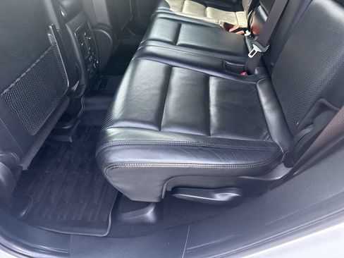 Used 2019 Jeep Grand Cherokee Limited w/ Luxury Group II AWD/4WD image 19