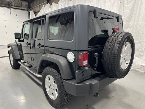 Used 2011 Jeep Wrangler Unlimited Sport AWD/4WD image 5