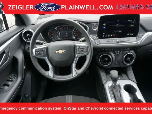 Used 2024 Chevrolet Blazer LT w/ Convenience Package FWD image 13