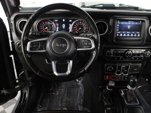 Used 2020 Jeep Wrangler Unlimited Rubicon w/ Quick Order Package 28Y Recon image 10