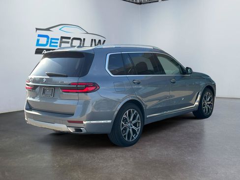 Used 2024 BMW X7 xDrive40i AWD/4WD image 3