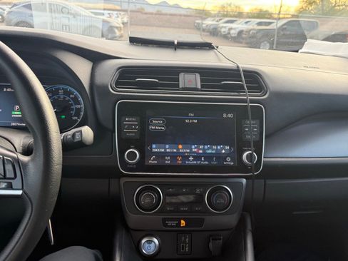 Certified 2024 Nissan Leaf S image 20