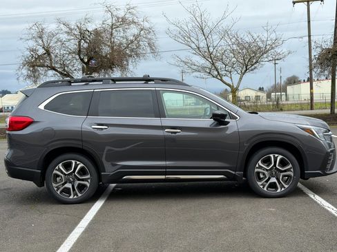 New 2025 Subaru Ascent Touring w/ Popular Package #1 image 3