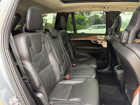 Used 2016 Volvo XC90 T6 Inscription w/ Protection Package Plus AWD/4WD image 12