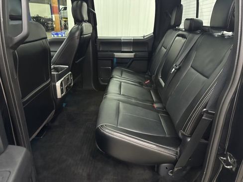 Used 2018 Ford F150 Lariat w/ Equipment Group 502A Luxury image 6