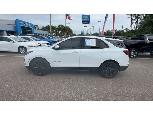Used 2022 Chevrolet Equinox RS w/ RS Leather Package FWD image 5