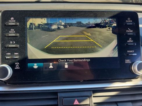 Used 2020 Honda Accord Sport image 28