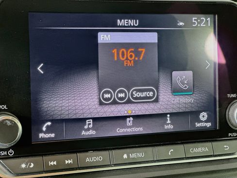 Used 2024 Nissan Rogue SV AWD/4WD image 21