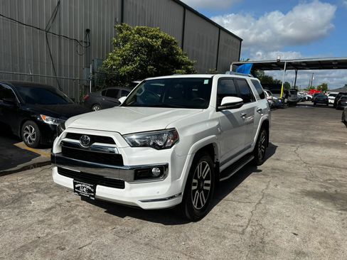 Used 2016 Toyota 4Runner Limited RWD image 3