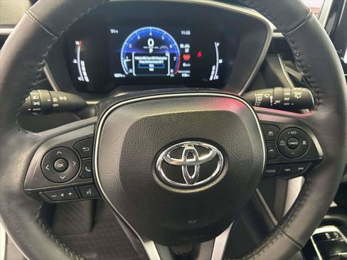 Certified 2023 Toyota Corolla Cross XLE w/ Convenience Package FWD image 20