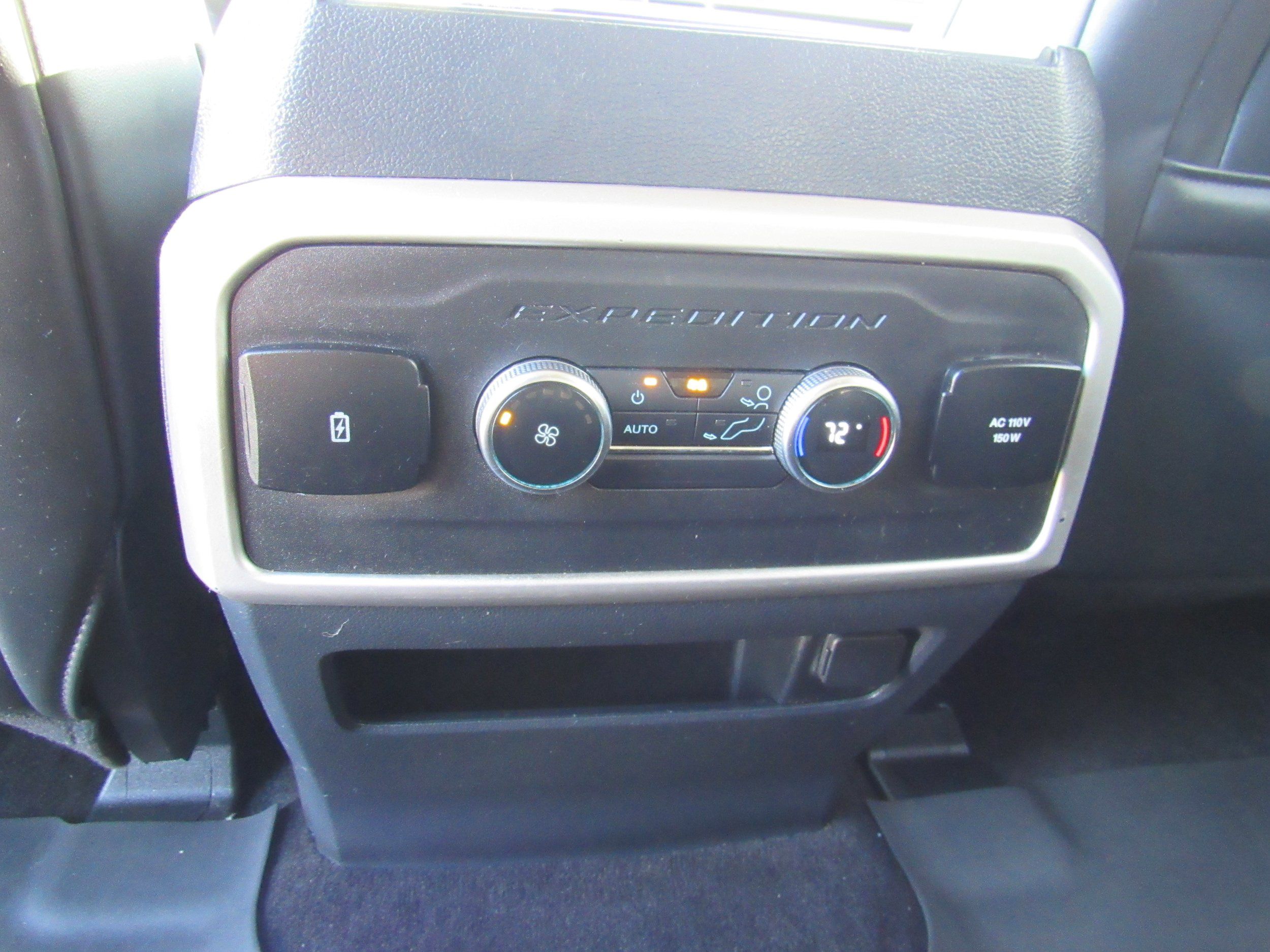 Used 2022 Ford Expedition Max XLT AWD/4WD image 32