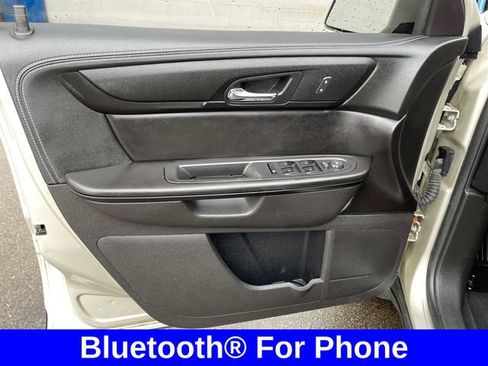 Used 2017 Chevrolet Traverse LT FWD image 10
