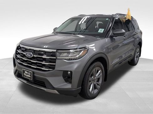 Certified 2026 Ford Explorer Active w/ Active Comfort Package AWD/4WD image 5