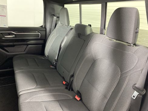 Used 2023 RAM 1500 Big Horn AWD/4WD image 32
