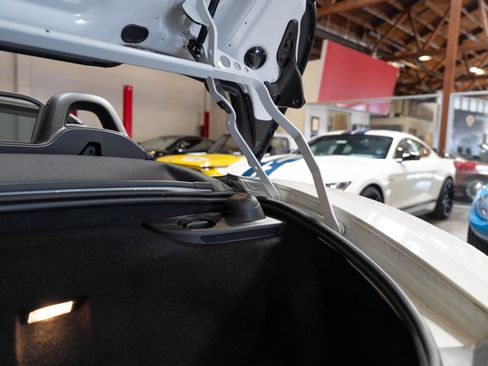 Used 2021 Porsche 718 Boxster Spyder image 90