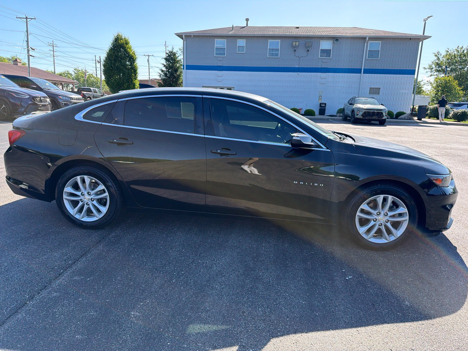 Used 2016 Chevrolet Malibu LT FWD image 6